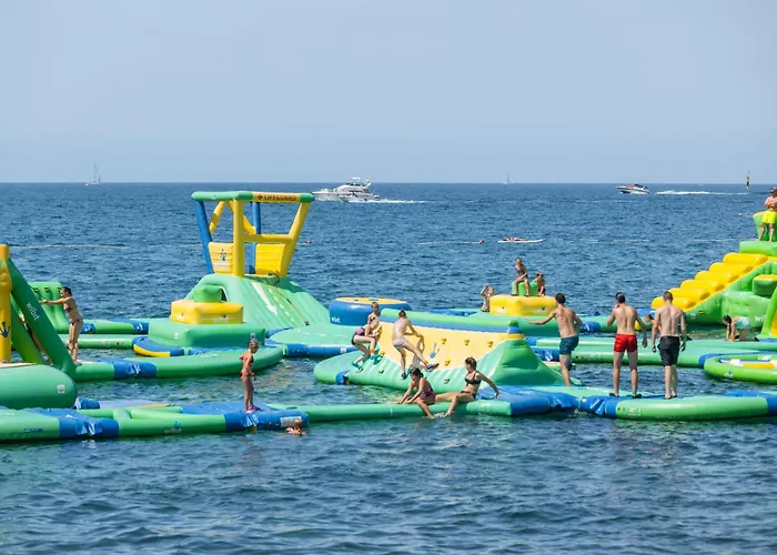 Eurocamp Mobile Homes At Campsite Bijela Uvala Πάρκο διακοπών Πόρετς