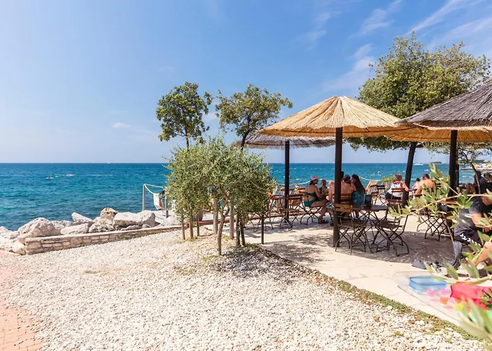 Eurocamp Mobile Homes At Campsite Bijela Uvala